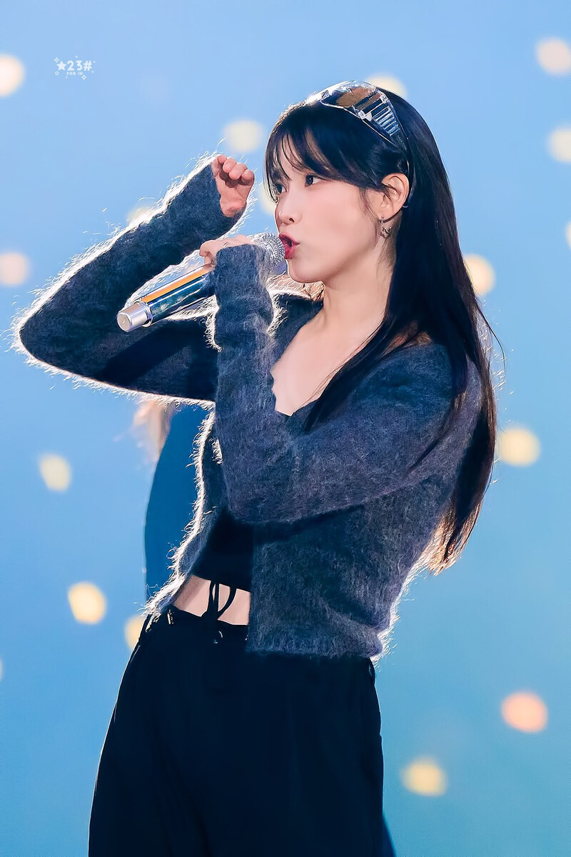 230924 IU - Fan Concert ‘I＋UN1VER5E’ in Seoul Day 2 documents 12