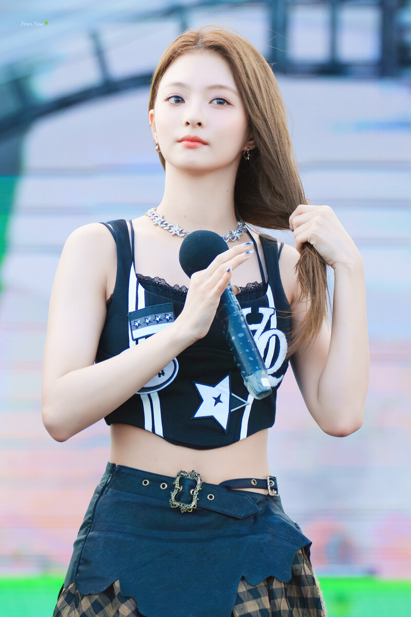 240727 fromis_9 Nagyung - Waterbomb Festival in Busan documents 1