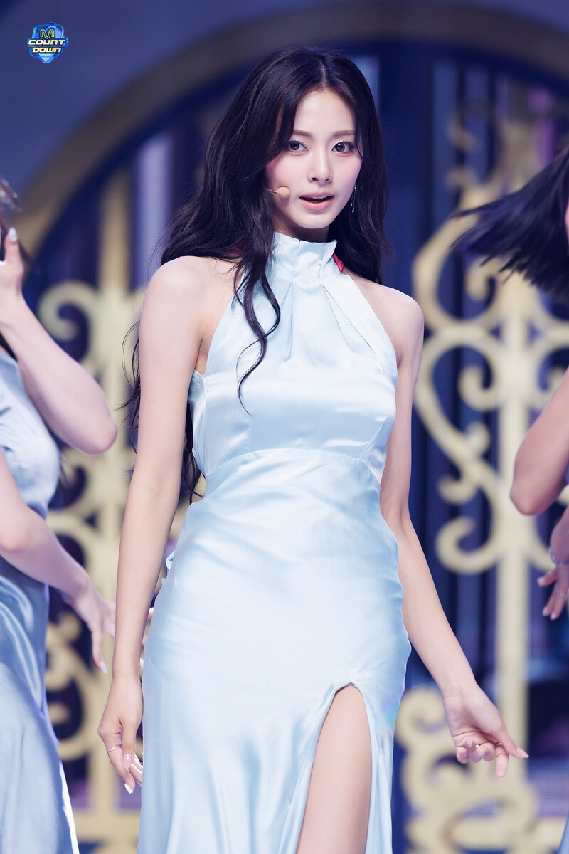 240912 TWICE Tzuyu - 'Run Away' at M COUNTDOWN documents 13