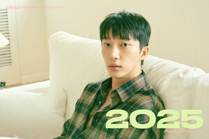 from20 X HELLO GLOOM 2025 SEASON'S GREETINGS Concept Photos