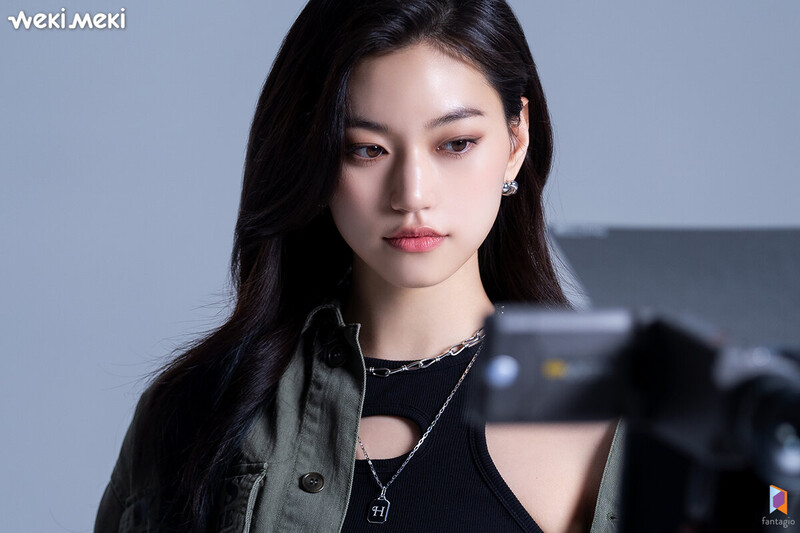 210730 Fantagio Naver Post - Doyeon's KB Kookmin Bank CF Behind documents 6