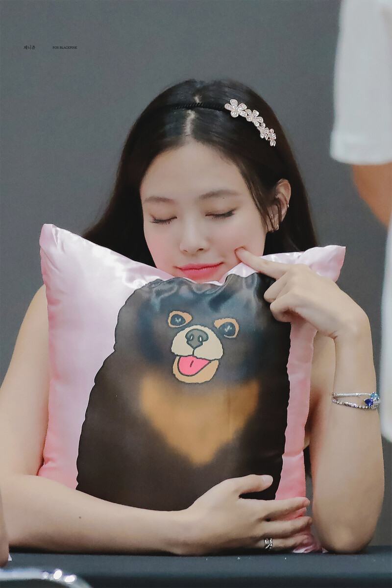 240808 Jennie - BLACKPINK 8th Anniversary  Fansign Event in Seoul documents 6