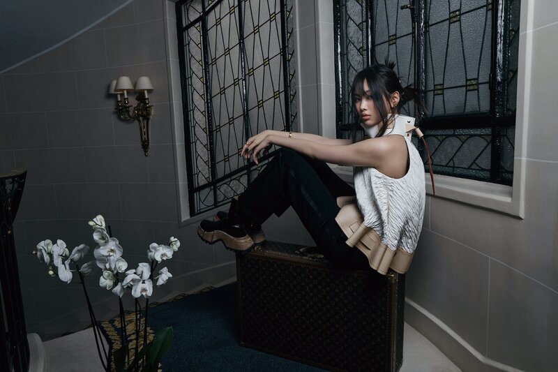 NewJeans Hyein for Vogue Korea x Louis Vuitton April 2023 Issue documents 5