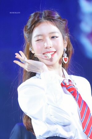 220802 IVE Wonyoung at The Star Nextage