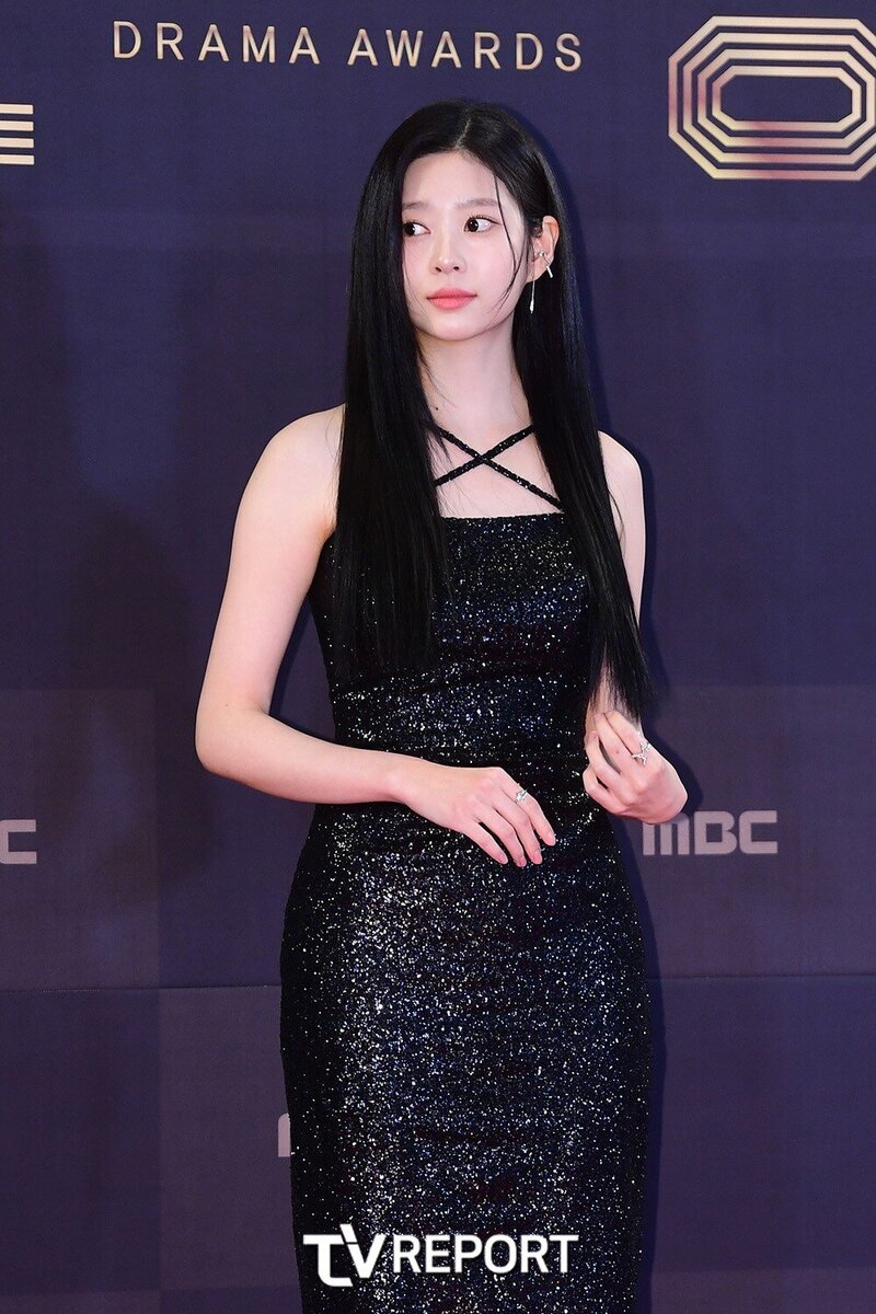 221230 Kim Minju - MBC Drama Awards 2022 documents 1