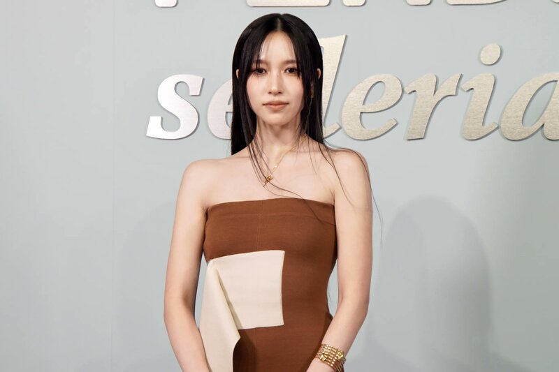 240325 MINA at Fendi pop-up store event in Japan. documents 1