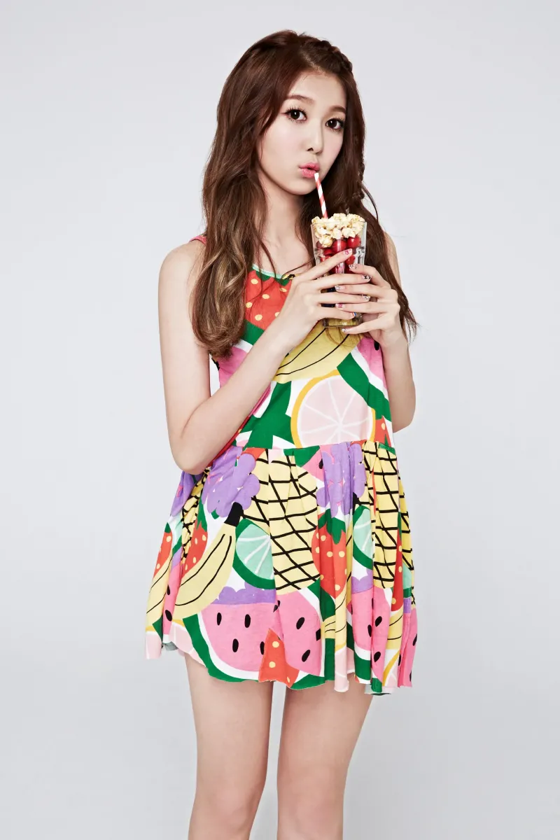 MINX_Dami_Love_Shake_promotional_photo.png