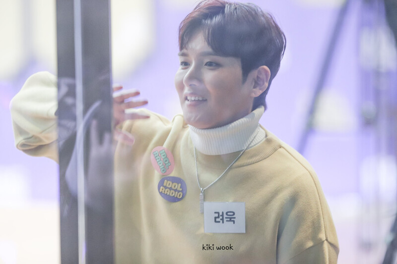 190108 Ryeowook at Idol Radio documents 7