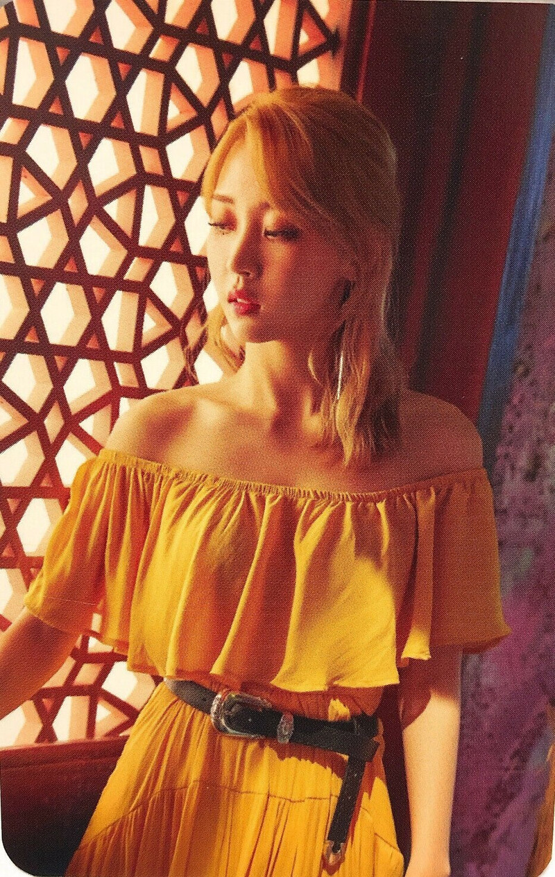 MAMAMOO 7th Mini Album 'Red Moon' [SCANS] documents 1