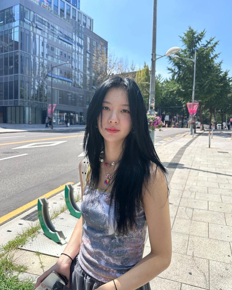 230918 YIYEON INSTAGRAM UPDATE documents 2