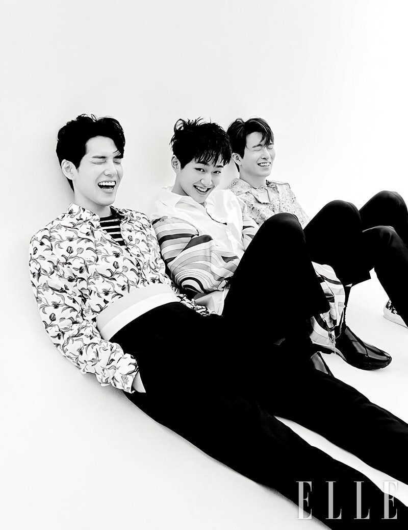 ONEW, WONPIL, and YOUNGJAE for ELLE Korea June Issue 2021 documents 13