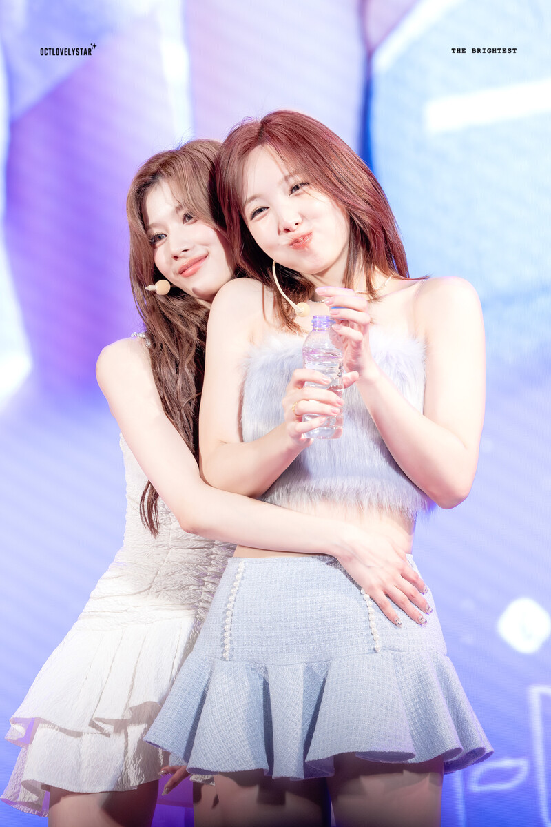 231014 TWICE Nayeon & Sana - Lotte Duty Free All Night Party documents 2