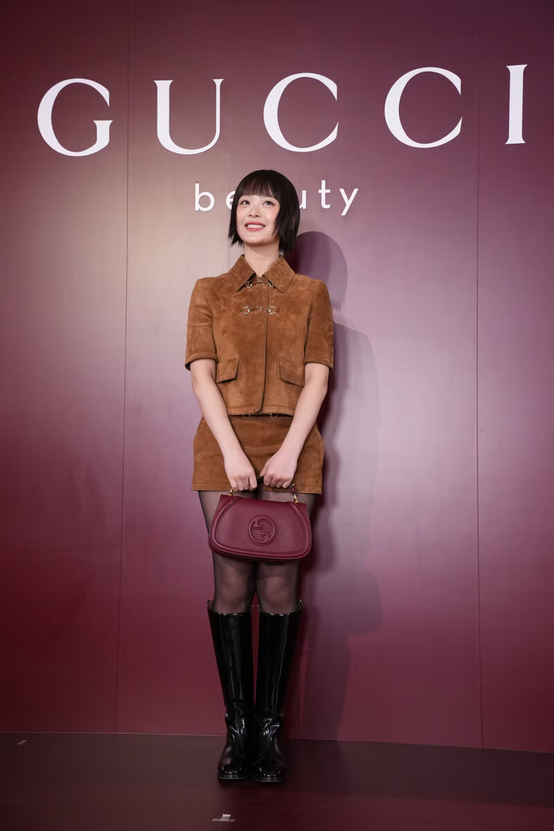 241120 HANNI at the Gucci Beauty Event in Japan documents 9