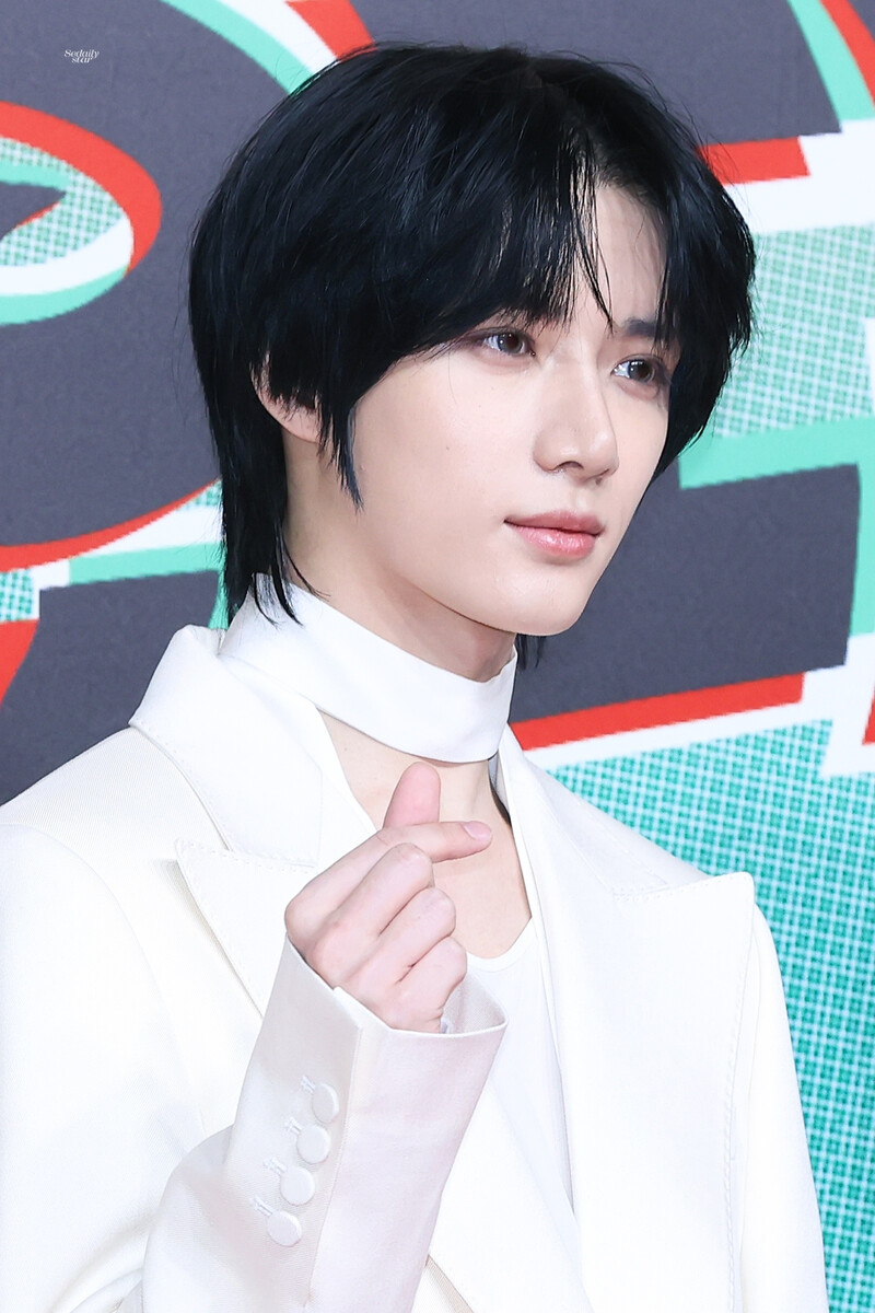 241225 BEOMGYU AT 2024 SBS GAYO DAEJEON documents 2