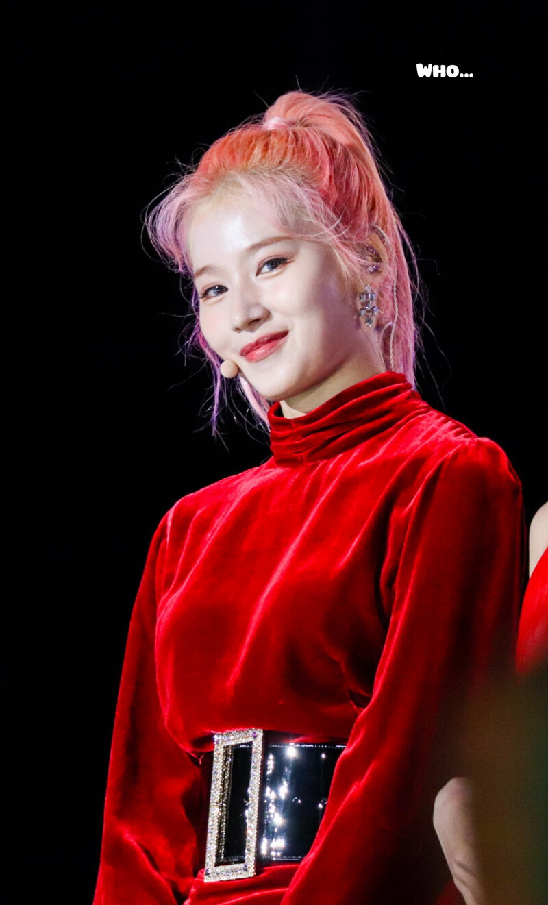 191006 TWICE Sana - SBS Super Concert documents 9