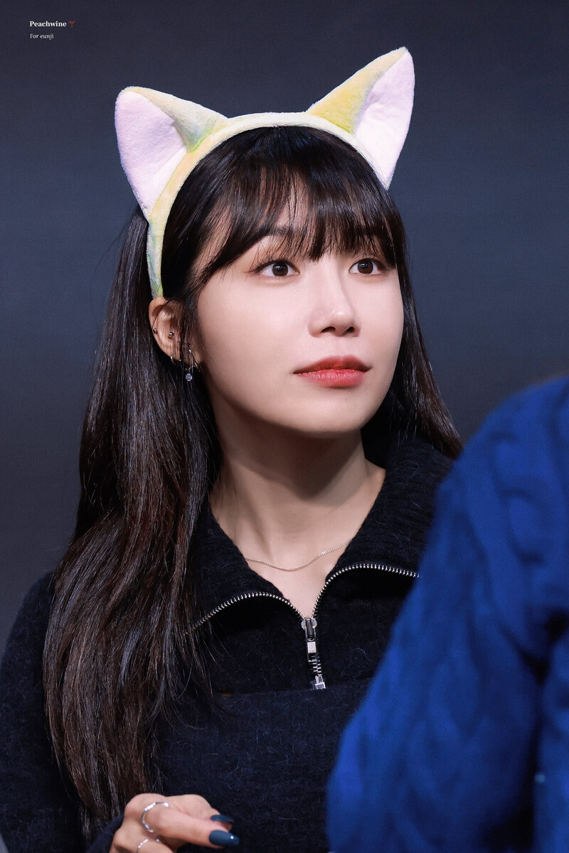 221112 Apink EUNJI at fansign event documents 2