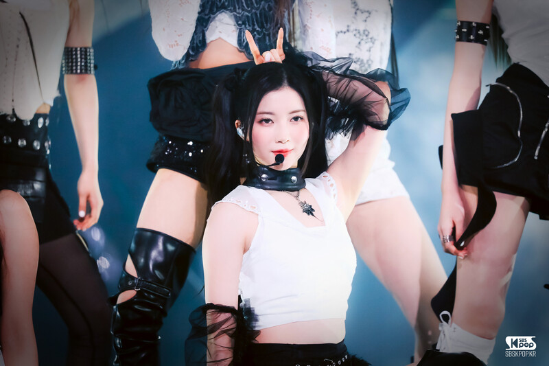 240407 BABYMONSTER Asa - ‘SHEESH’ at Inkigayo documents 2