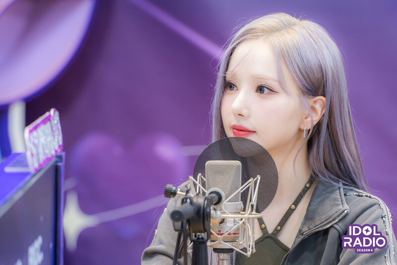 241112 Idol Radio Twitter Update - VIVIZ - Ep. 73 Stills documents 6