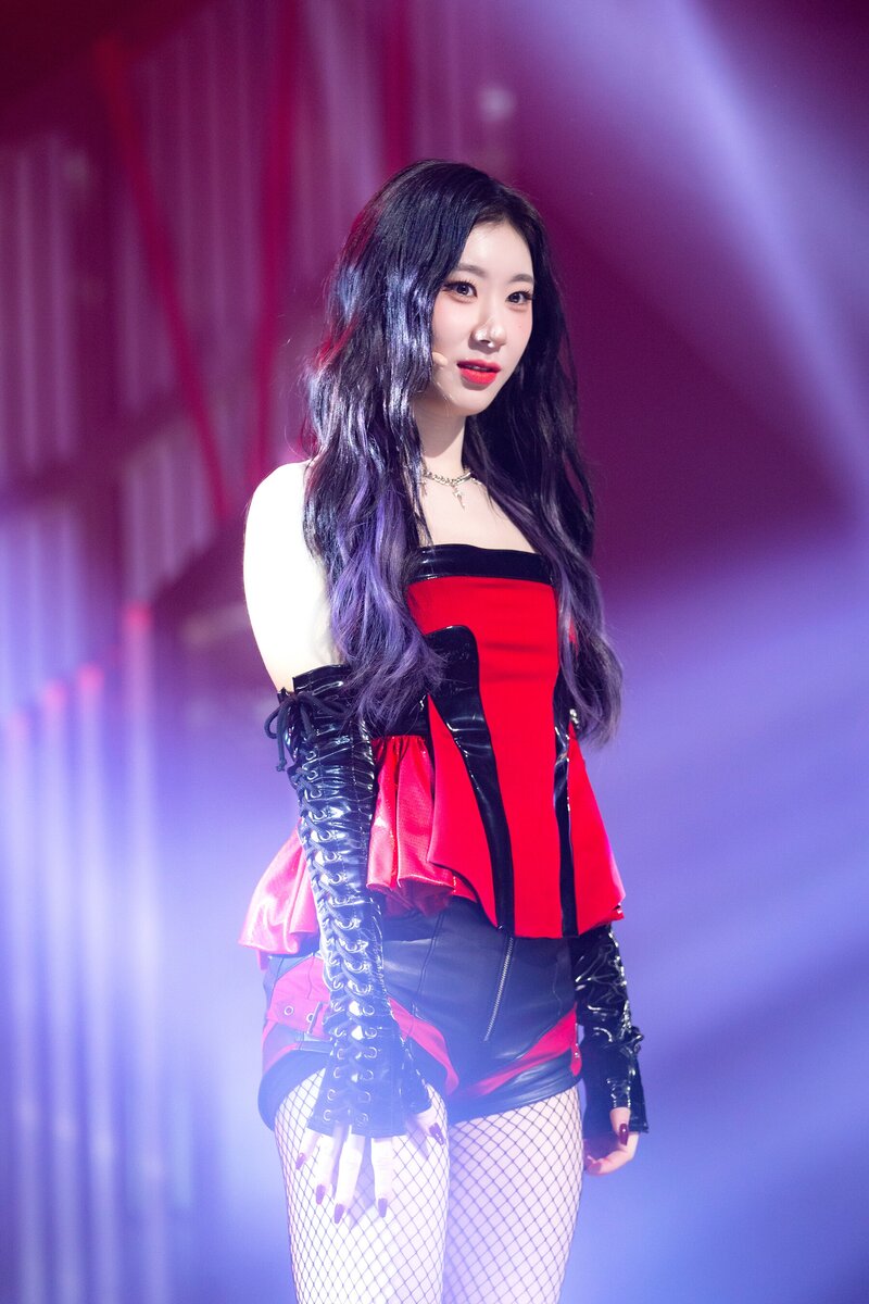 240114 - ITZY 'UNTOUCHABLE' at Inkigayo documents 9