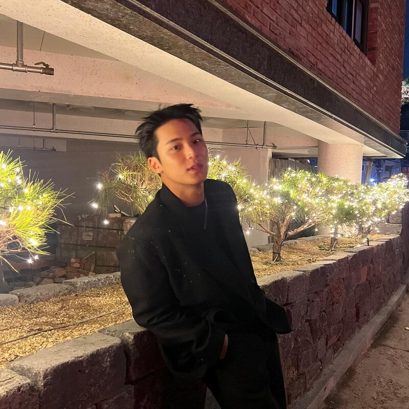 240208 SEVENTEEN Mingyu Instagram Update documents 1
