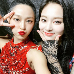 191225 Seolhyun instagram update - Seolhyun & Tzuyu selca