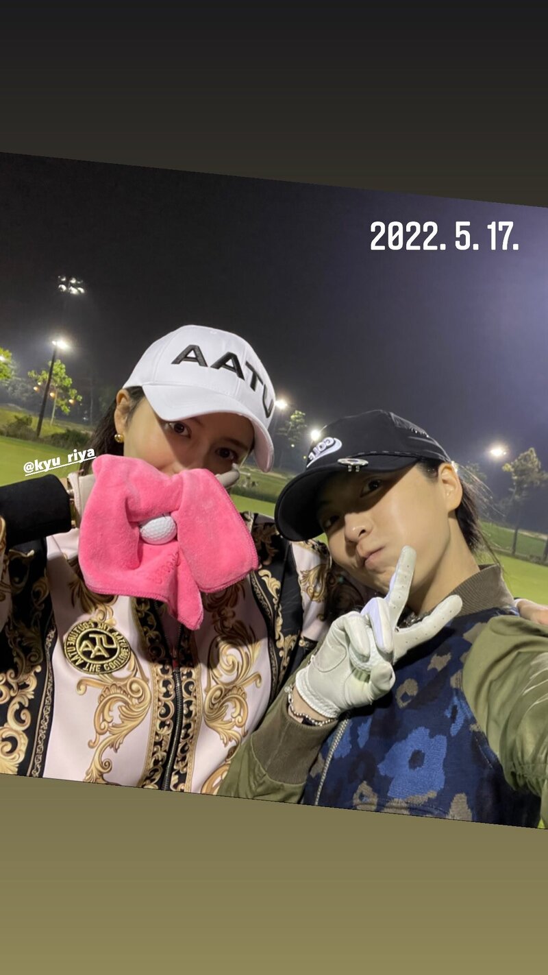 221231 KARA Jiyoung Instagram story update documents 11