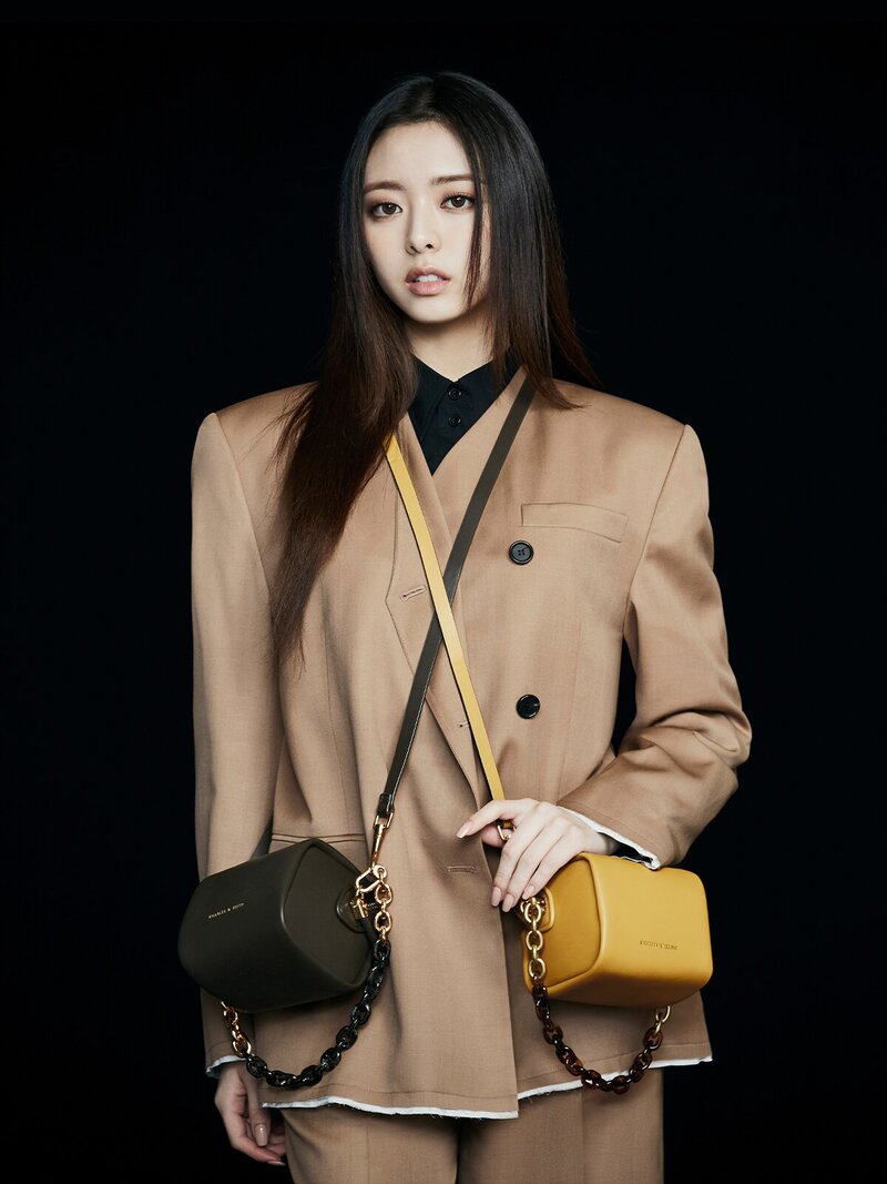 ITZY for CHARLES & KEITH Fall 2022 Campaign documents 17