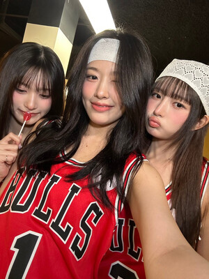 240822 IVE TWITTER UPDATE - YUJIN, REI & LEESEO