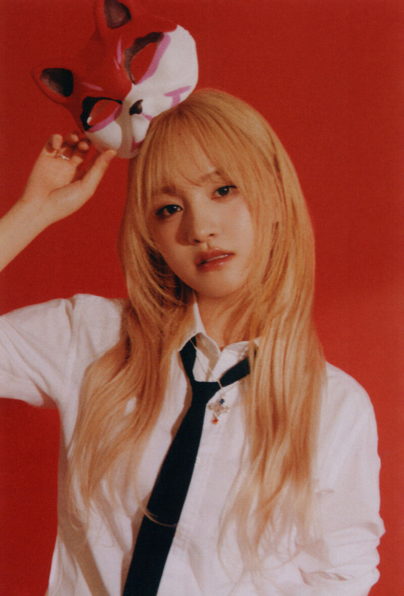 IVE - Mini Album 'I'VE MINE' (Scans) documents 5