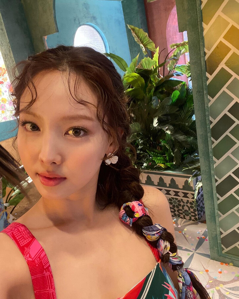 210608 TWICE Instagram Update - Nayeon documents 4