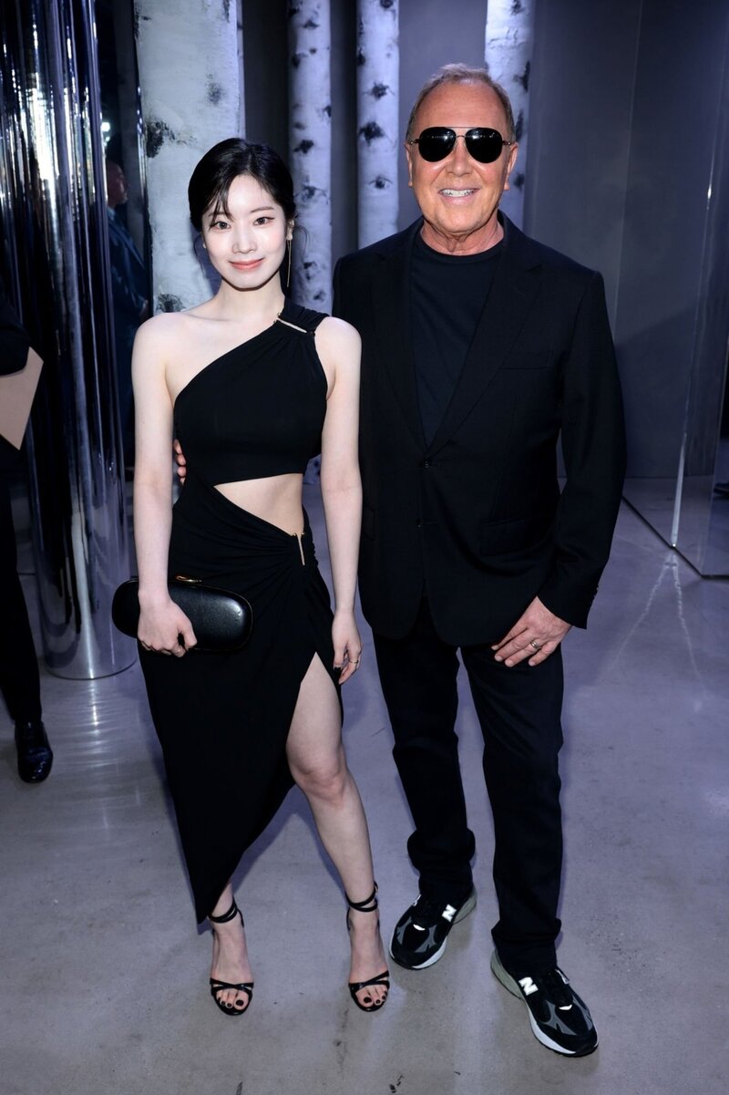 230215 TWICE Dahyun at Michael Kors F/W 23 Collection Fashion Show documents 7