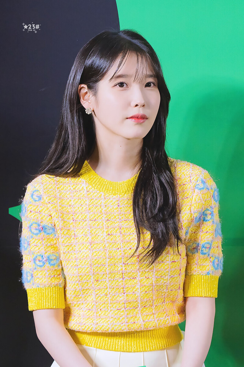 230424 IU- 'DREAM' VIP Premiere Event at Seoul documents 24