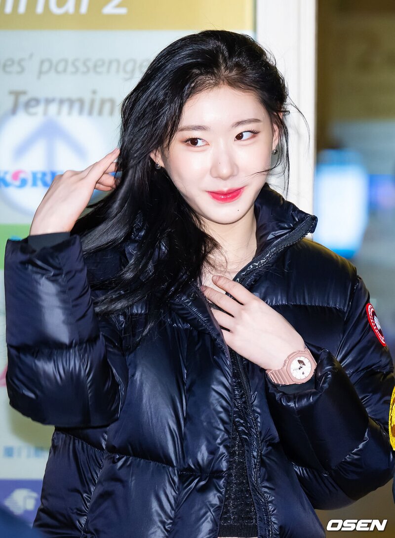 231103 ITZY Chaeryeong at Incheon International Airport | kpopping