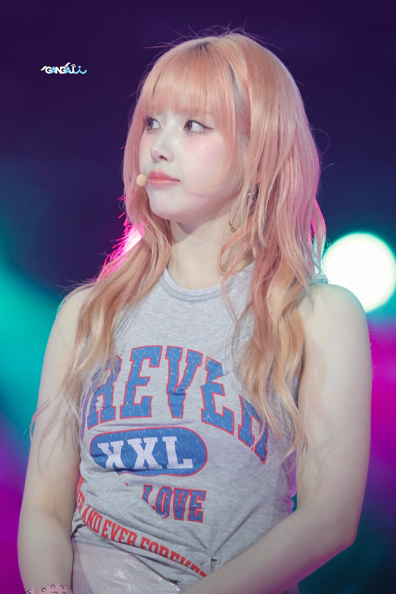 240602 NMIXX Jiwoo - K-Wave Concert Inkigayo documents 1