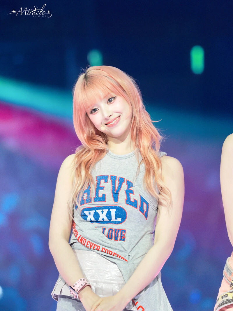 240602 NMIXX Jiwoo - K-Wave Concert Inkigayo documents 1