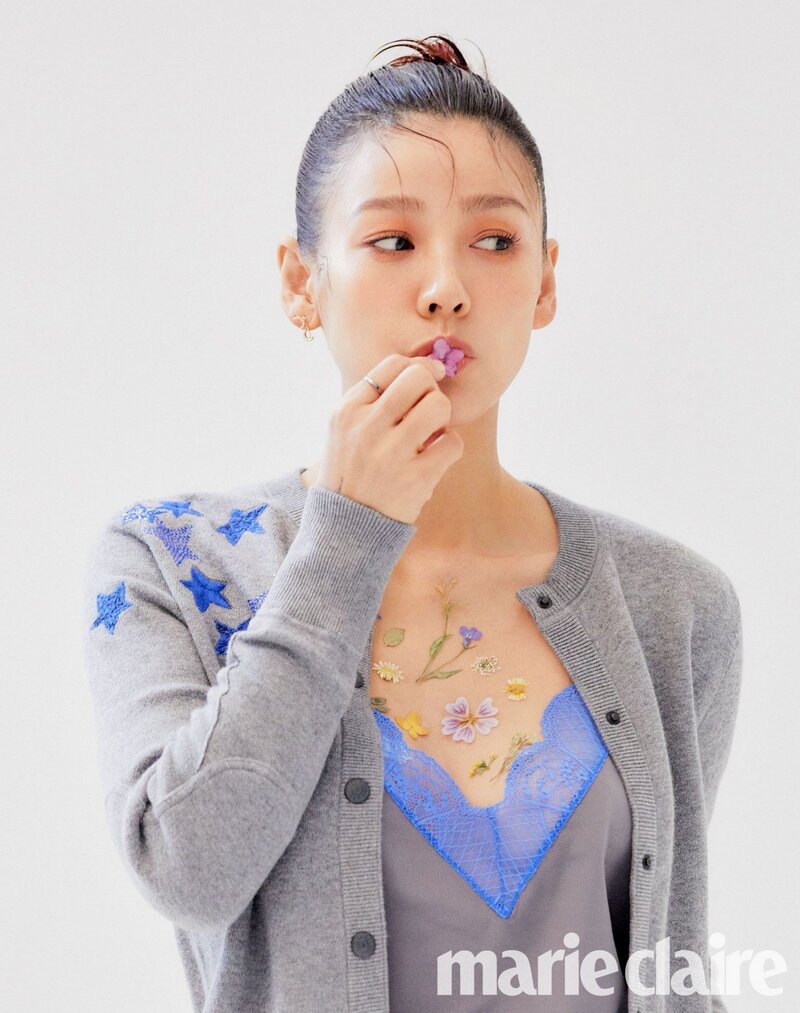 Lee Hyori for Marie Claire Magazine March 2020 issue documents 2