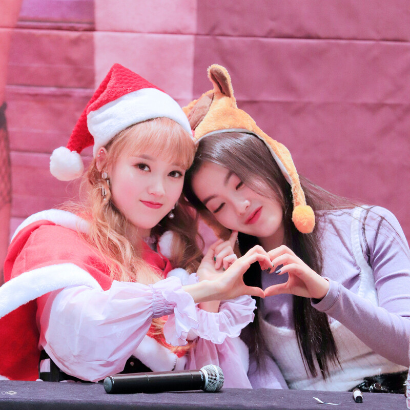 181201 Weki Meki at 'KISS, KICKS' Incheon & Guro Fansigns documents 1