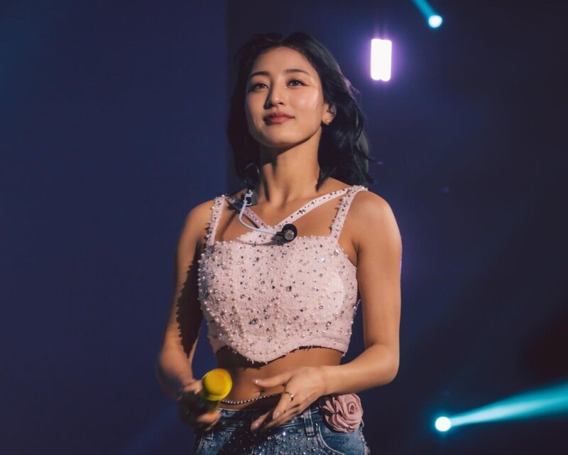 230902 TWICE Jihyo - ‘READY TO BE’ World Tour in Singapore Day 2 documents 3