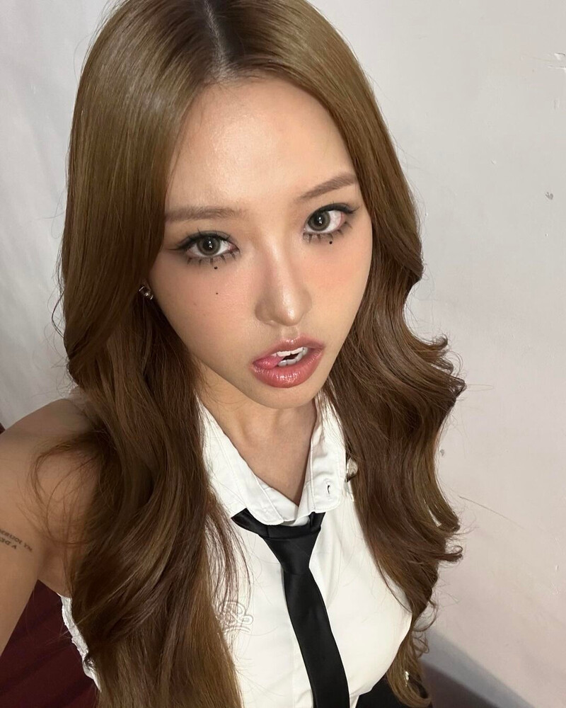 241010 Hyeju Instagram Update documents 2