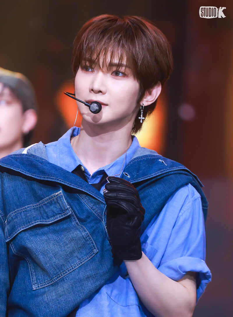 240607 ATEEZ Yeosang - 'WORK' at Music Bank documents 1