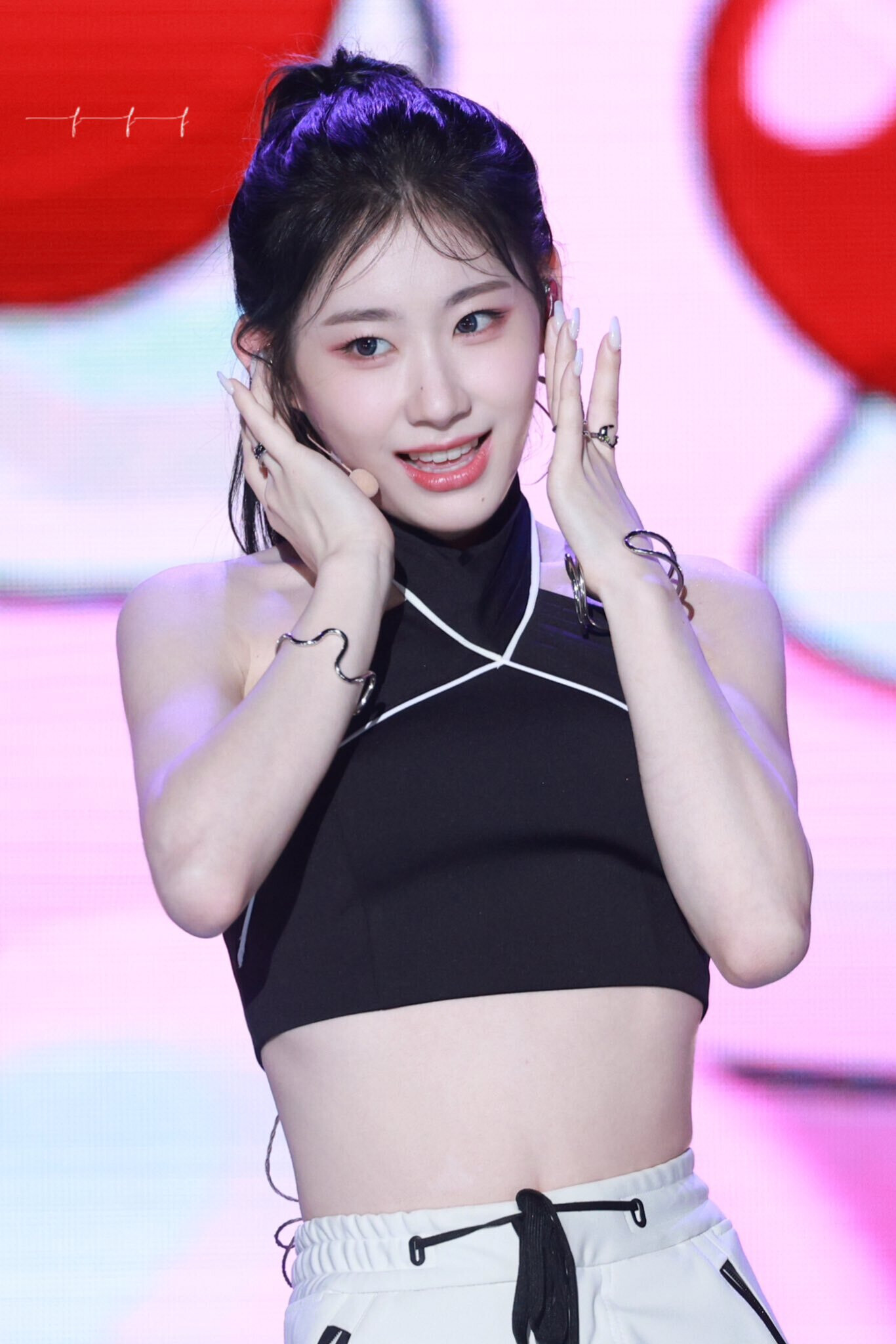 230807 ITZY Chaeryeong - Ulsan Summer Festival | kpopping