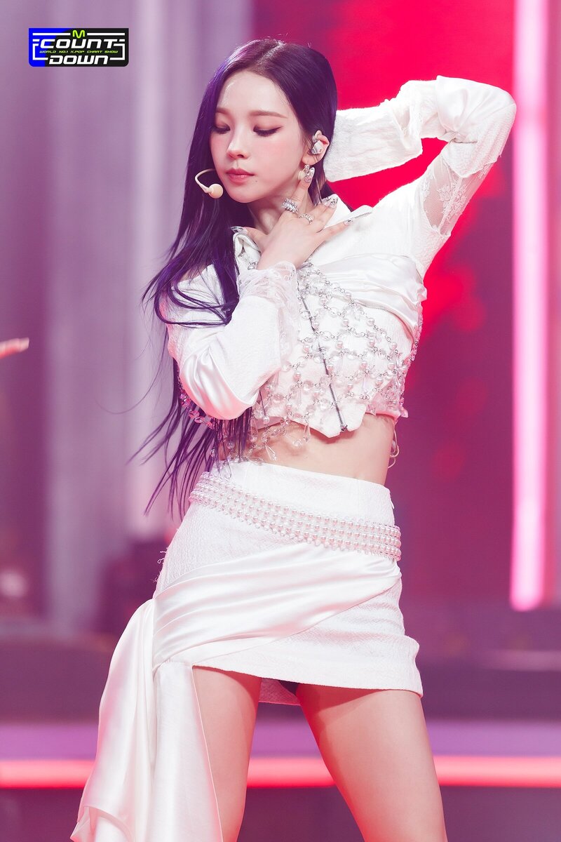 220714 aespa - 'Girls' at M Countdown documents 9