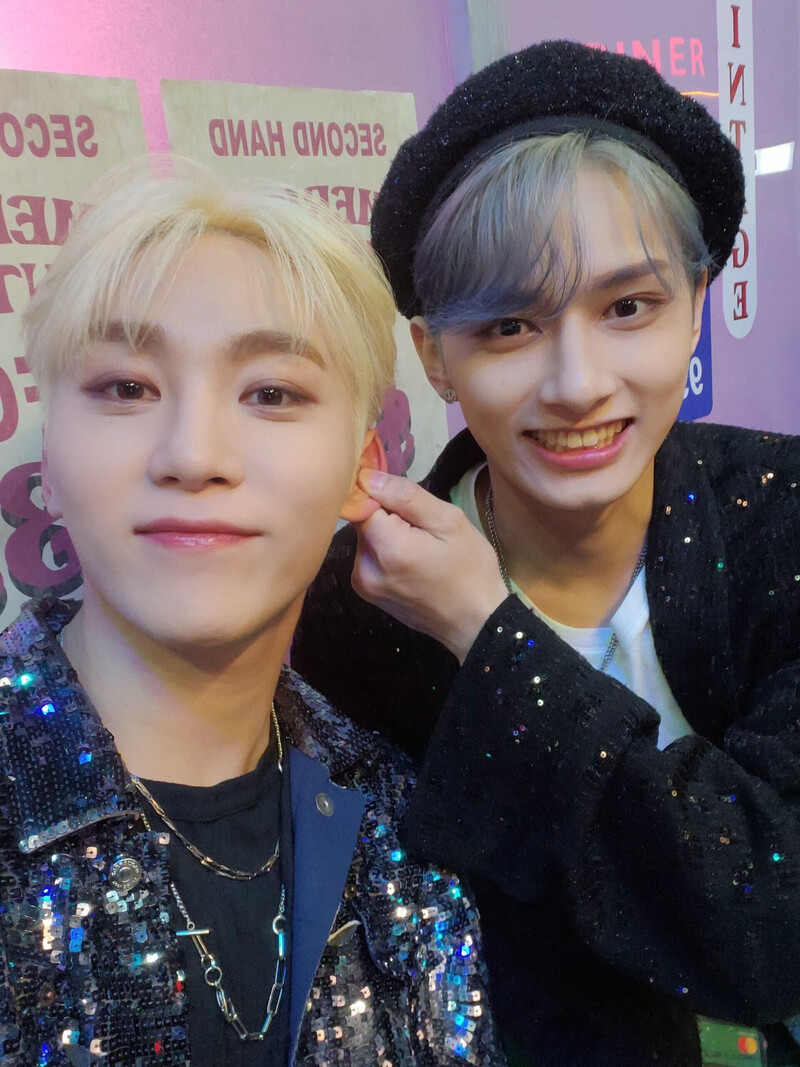 221002 SEVENTEEN Twitter Update - Seungkwan and Jun documents 3