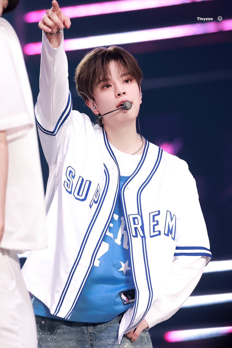 231022 Stray Kids Seungmin - 5-STAR Dome Tour 2023 Seoul Special (UNVEIL 13) Day 2 documents 11