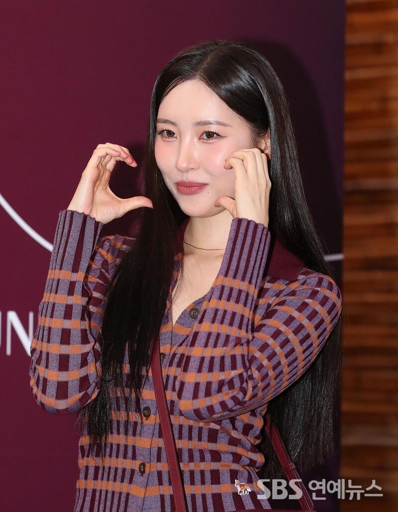 241024 Sunmi at Maison Kitsuné 2024 Autumn-Winter Collection documents 6