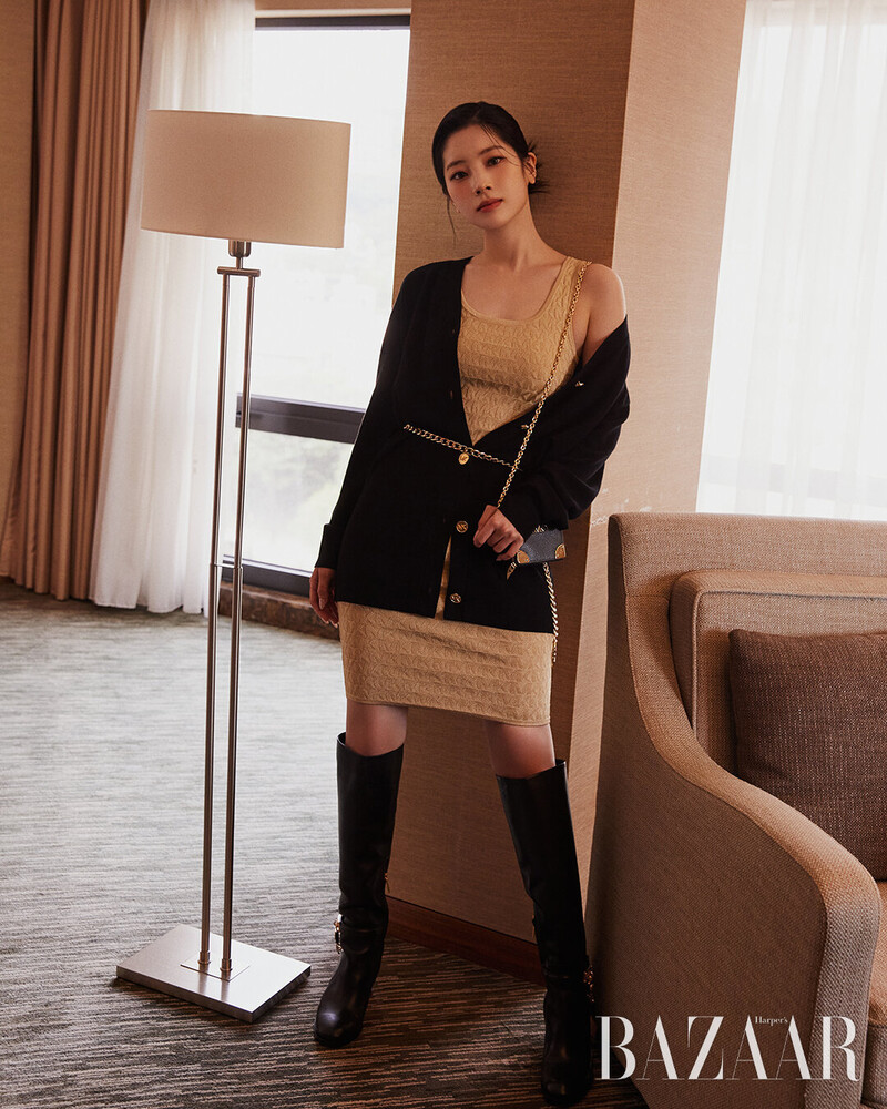 DAHYUN x MICHAEL KORS for Harper's BAZAAR Korea documents 12