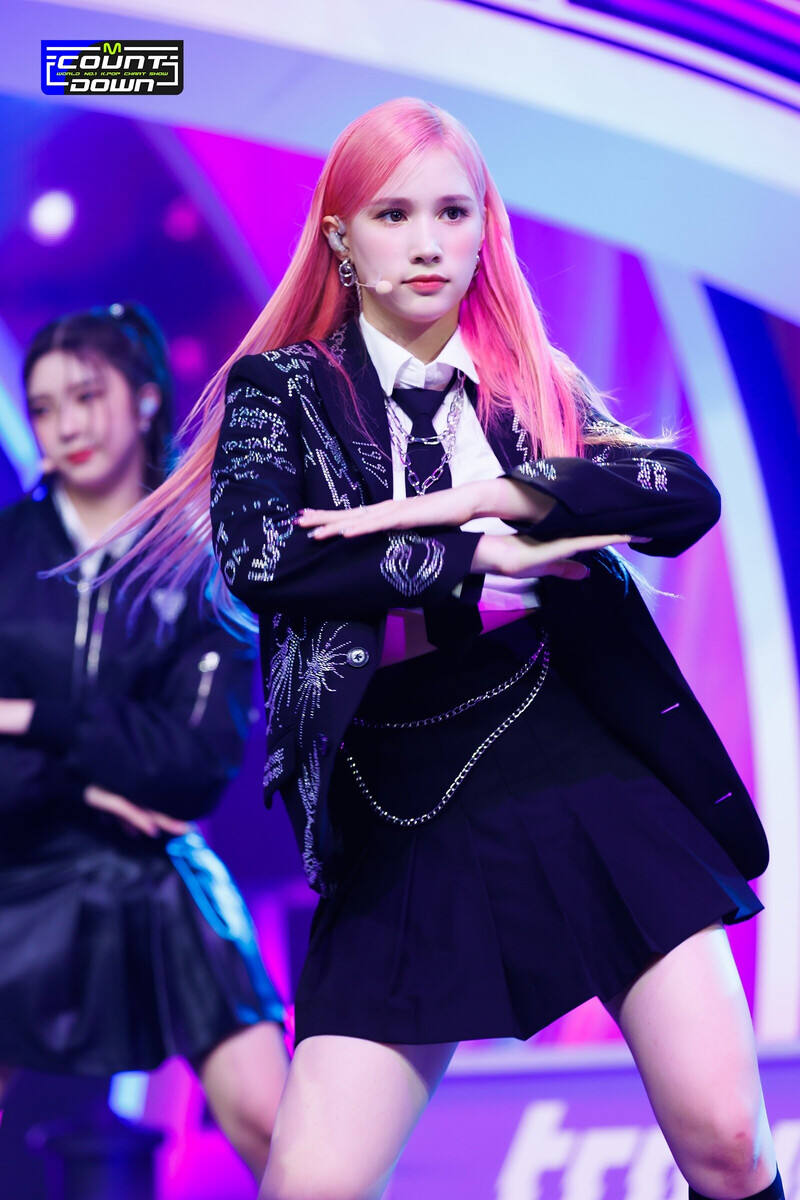 221013 Kep1er Bahiyyih 'WE FRESH' at M Countdown documents 11