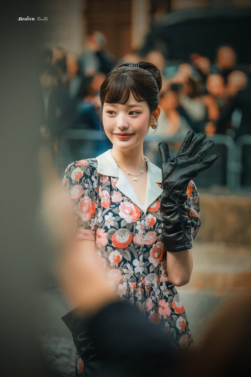 241001 IVE Wonyoung - Miu Miu SS25 Show at Paris Fashion Week documents 1