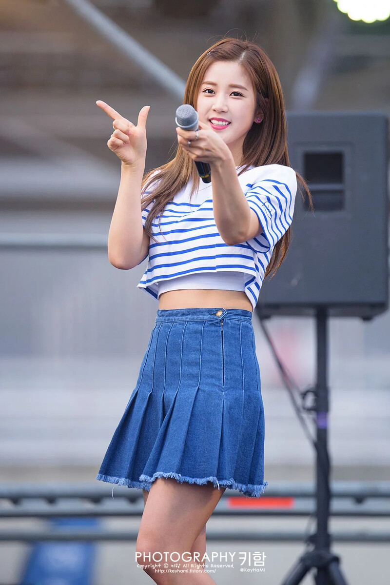 Chorong64_1.jpg