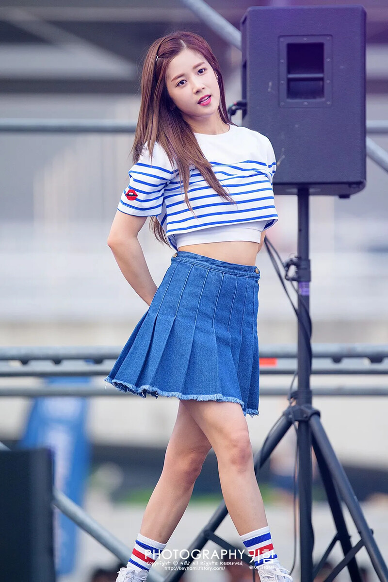 Chorong72_1.jpg